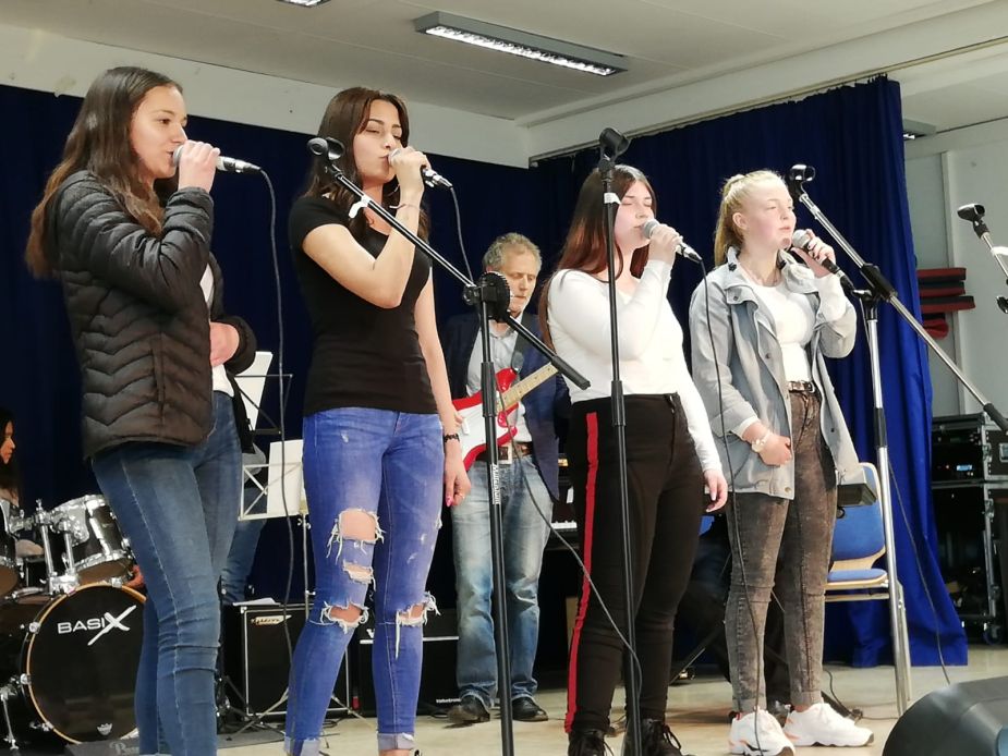 Schülerinnen aus dem Musikprofil